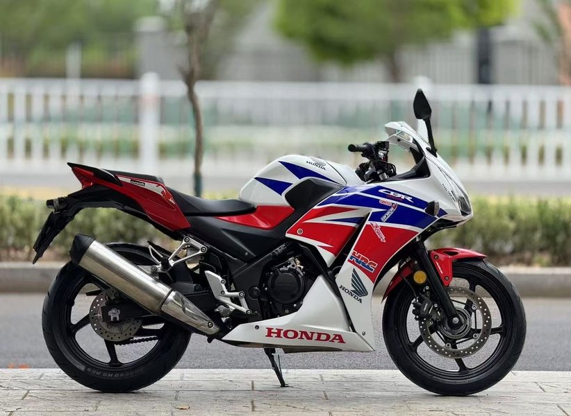 二手本田CBR300R