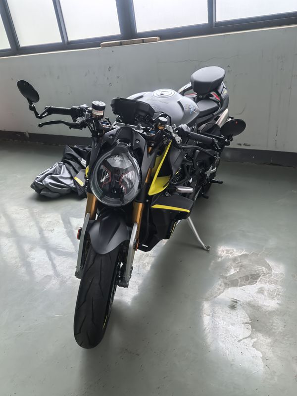 二手奥古斯塔Brutale 1000