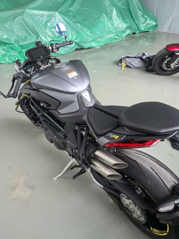 二手奥古斯塔Brutale 1000