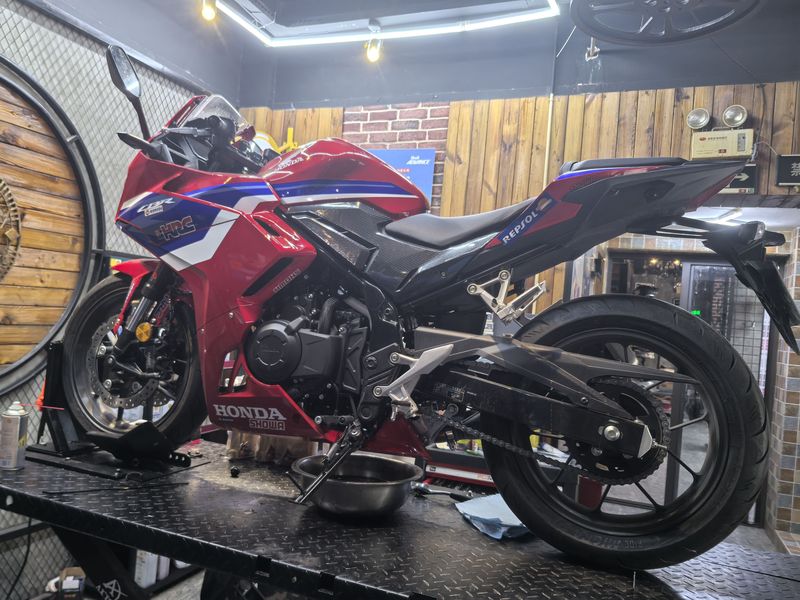 二手本田CBR400R