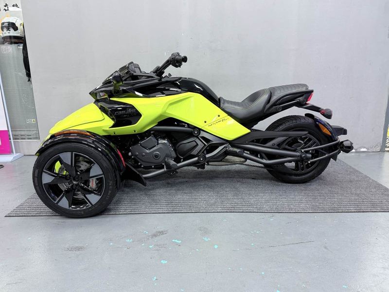 二手庞巴迪Spyder F3 