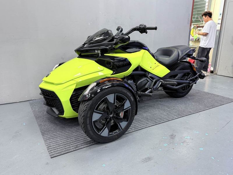 二手庞巴迪Spyder F3 