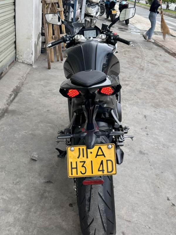 二手杰迪Vision K750