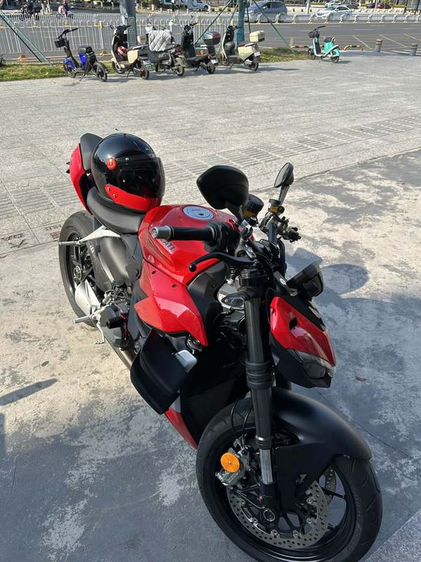 二手杜卡迪Street Fighter V2