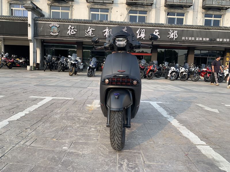 二手维多利亚Sixties 250Si