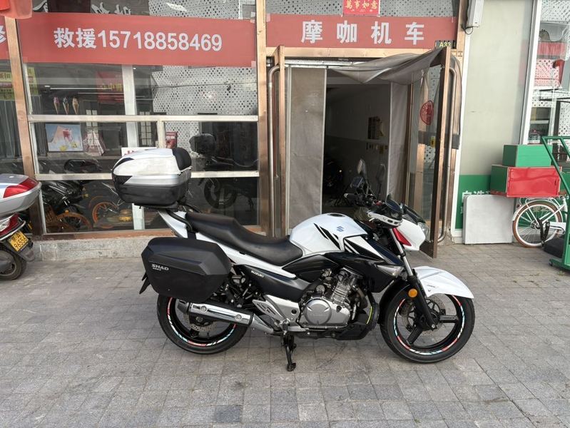 二手豪爵铃木骊驰 GW250