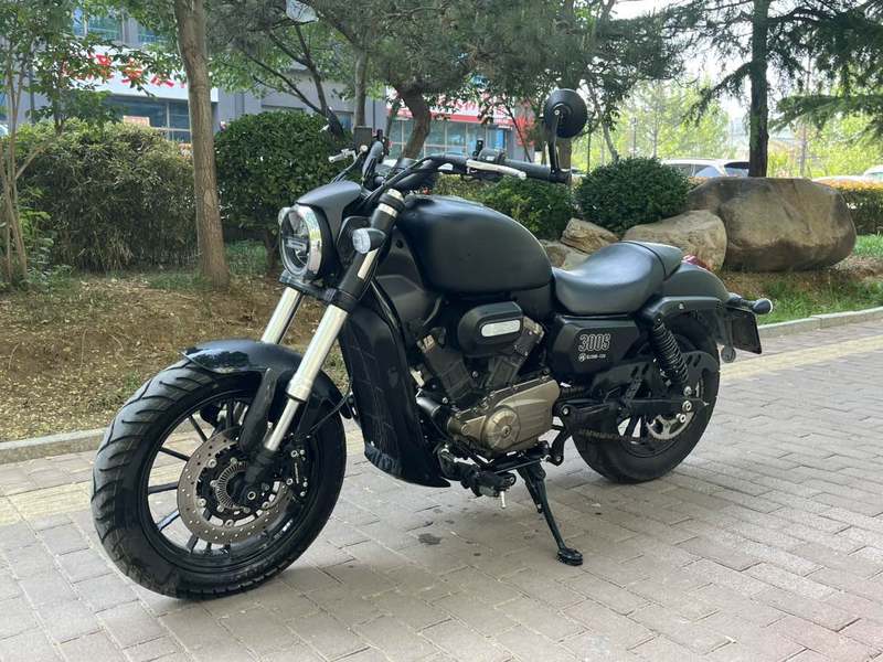 二手QJMOTOR闪300