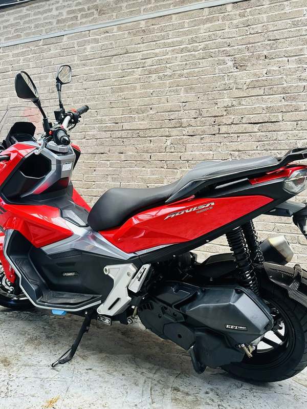 二手布雷斯通极宙 ADV150