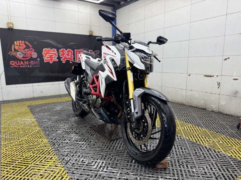 二手豪爵DR300