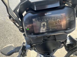 二手豪爵铃木DL250