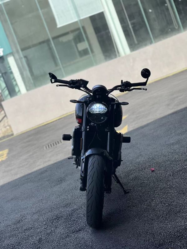 二手凯旋Trident 660