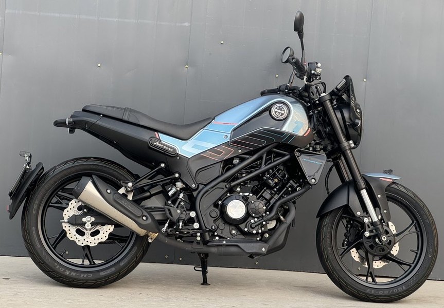 二手贝纳利幼狮 Leoncino 150