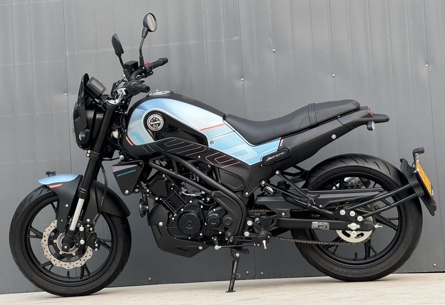 二手贝纳利幼狮 Leoncino 150