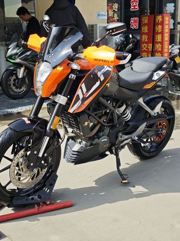 二手KTMR2R200 Duke