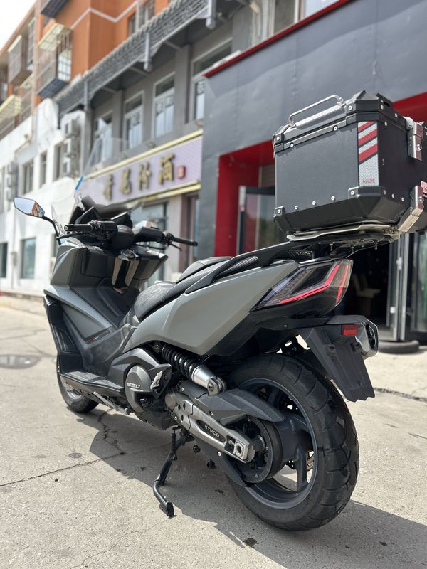 二手光阳AK550