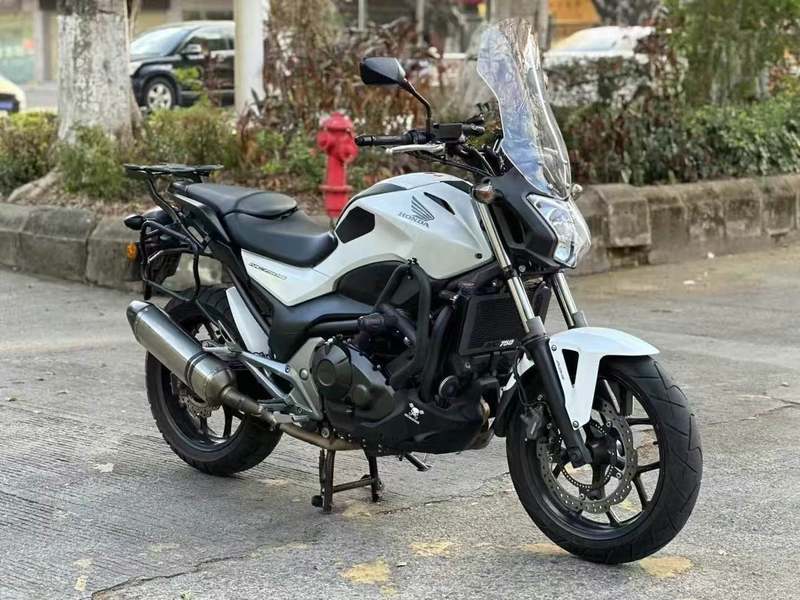 二手本田NC 700S