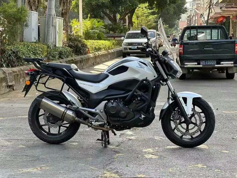 二手本田NC 700S