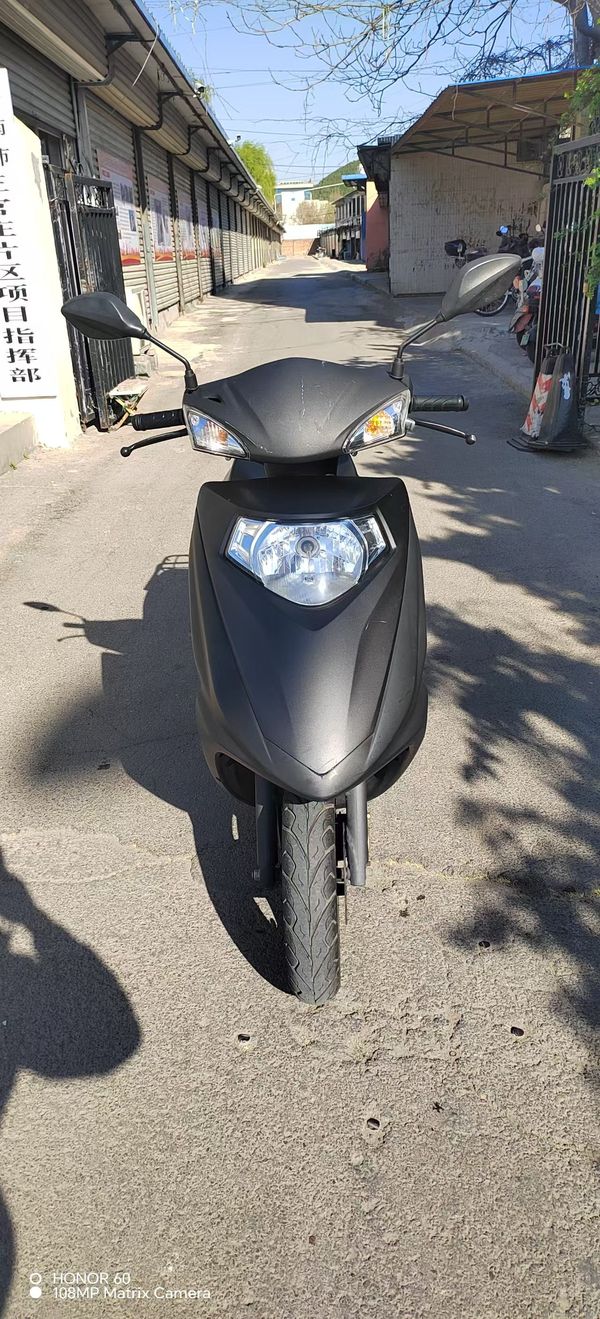 二手五羊本田SCR 喜鲨125