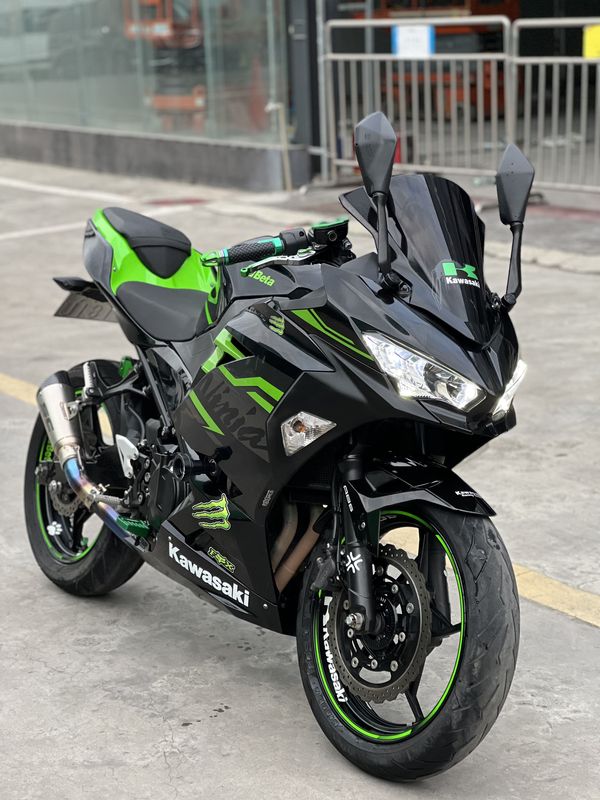 二手川崎Ninja 400