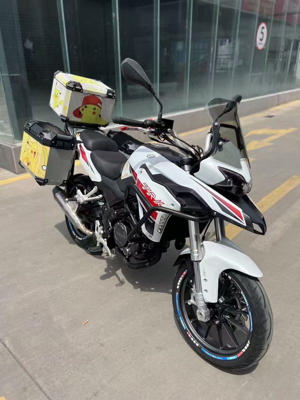 二手贝纳利金鹏 TRK251