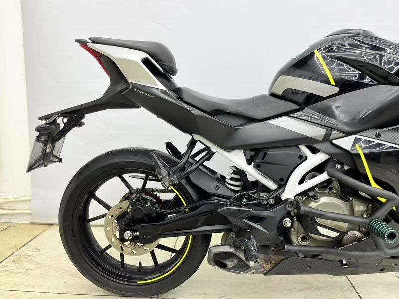 二手春风250SR