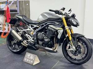 二手凯旋Speed Triple 1200 RS