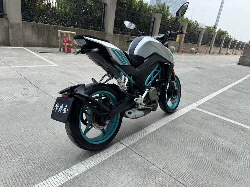 二手春风250NK