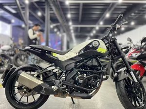 二手贝纳利幼狮 Leoncino 250