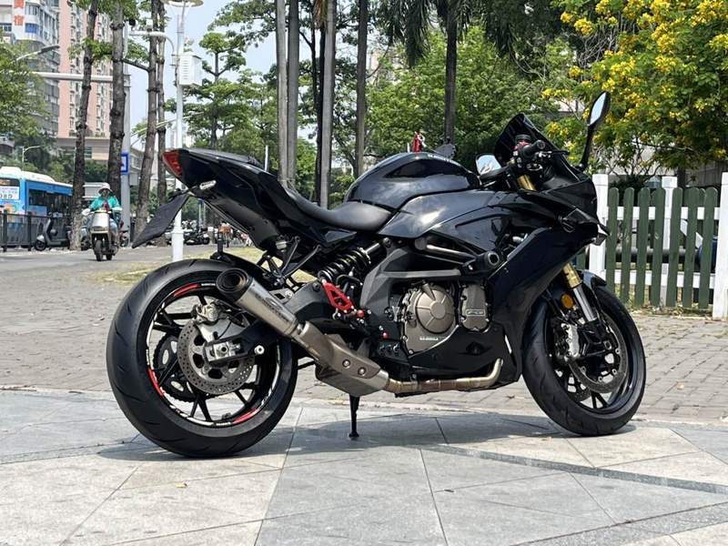 二手QJMOTOR赛600