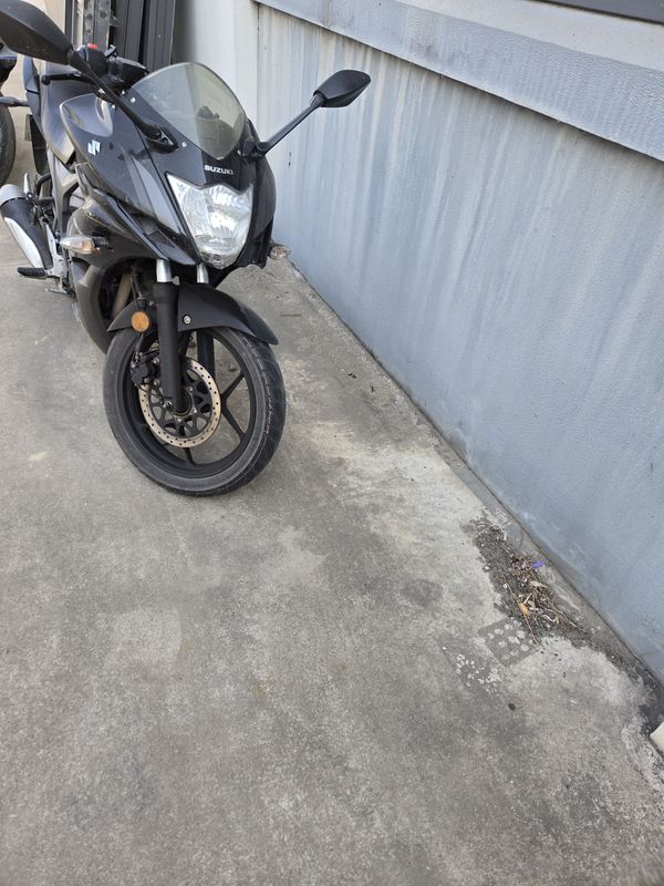 二手济南铃木极客飒 Gixxer 155