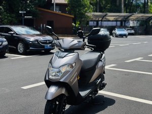 二手豪爵虎鲨VX125