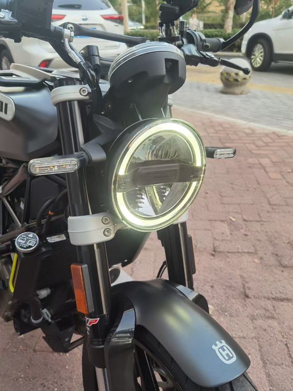 二手HUSQVARNA黑箭 401