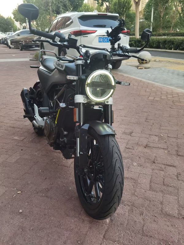 二手HUSQVARNA黑箭 401