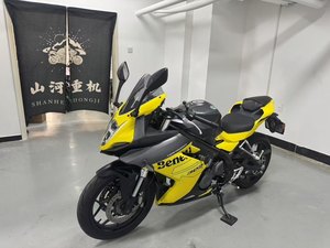 二手贝纳利龙卷风 Tornado 302R