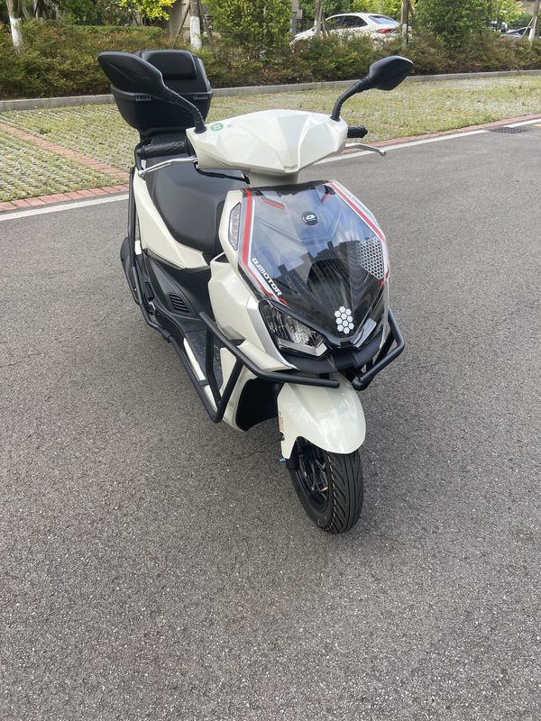 二手QJMOTOR鸿150RS