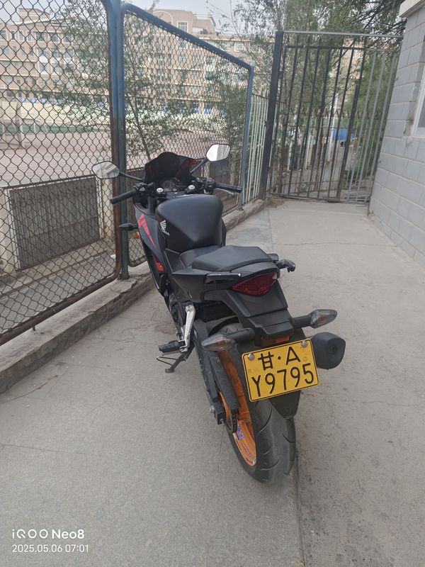 二手新大洲本田CBR300R