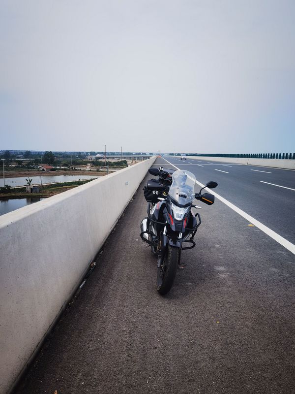 二手五羊本田猛鸷 CB190X