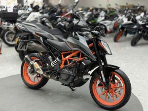 二手KTMR2R390 Duke