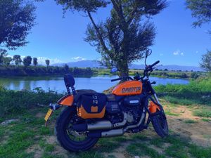 二手QJMOTOR闪300