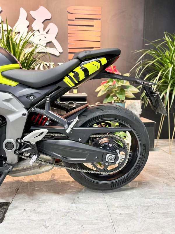 二手凯旋Daytona 660