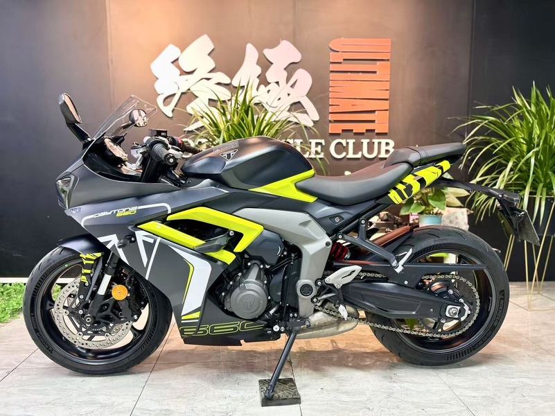 二手凯旋Daytona 660