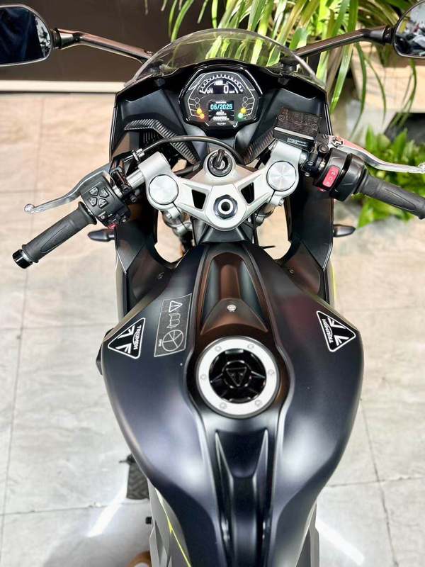 二手凯旋Daytona 660