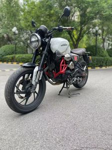 二手五羊本田鸷道 CB190SS