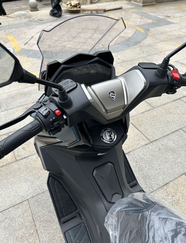 二手赛科龙RT150