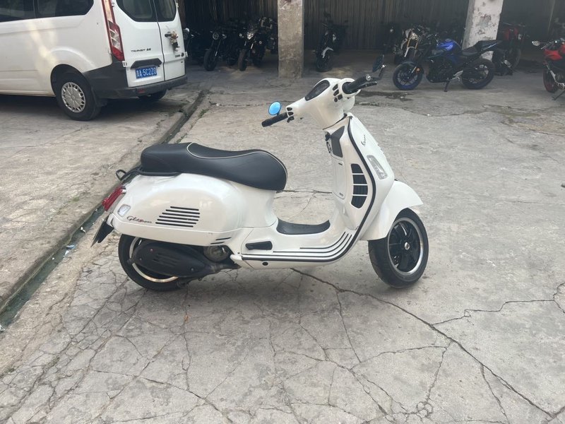 二手VESPAGTS 300