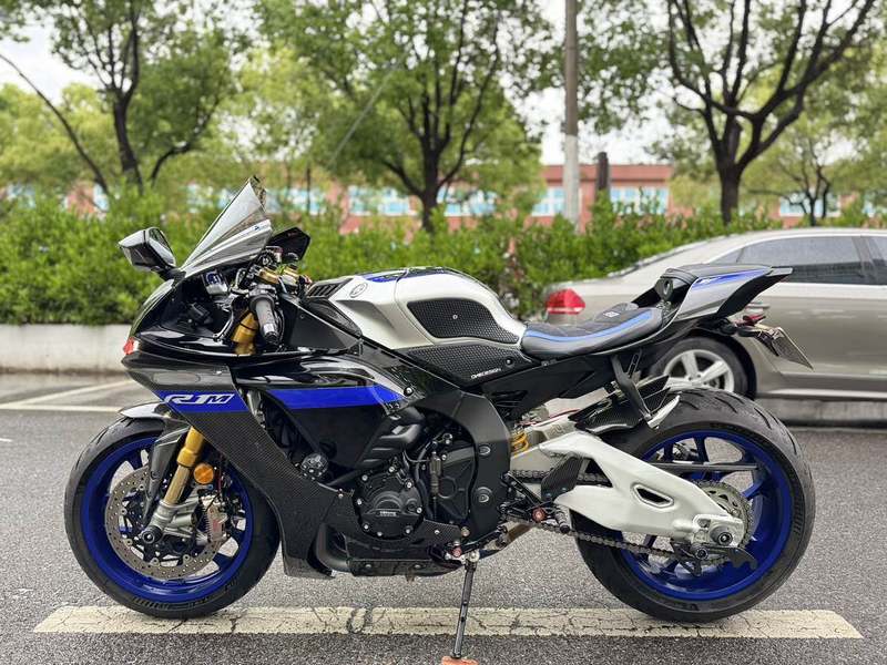 二手雅马哈YZF-R1