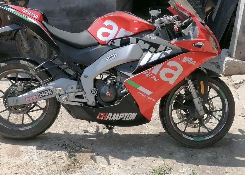 二手宗申阿普利亚GPR150R