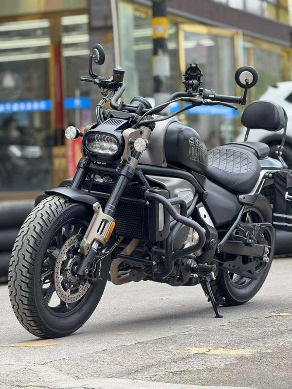 二手QJMOTOR闪700