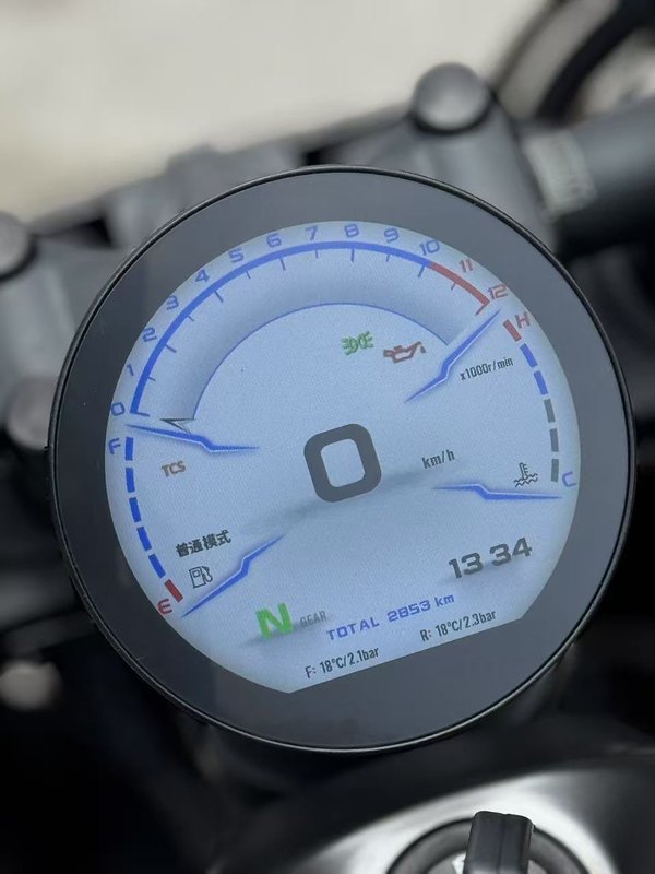 二手QJMOTOR闪700
