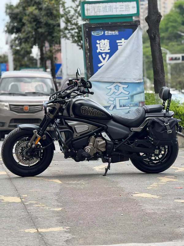 二手QJMOTOR闪700